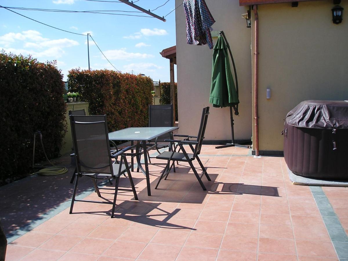 Intero Appartamento Con Giardino E Colazione Dario Πάρμα Εξωτερικό φωτογραφία